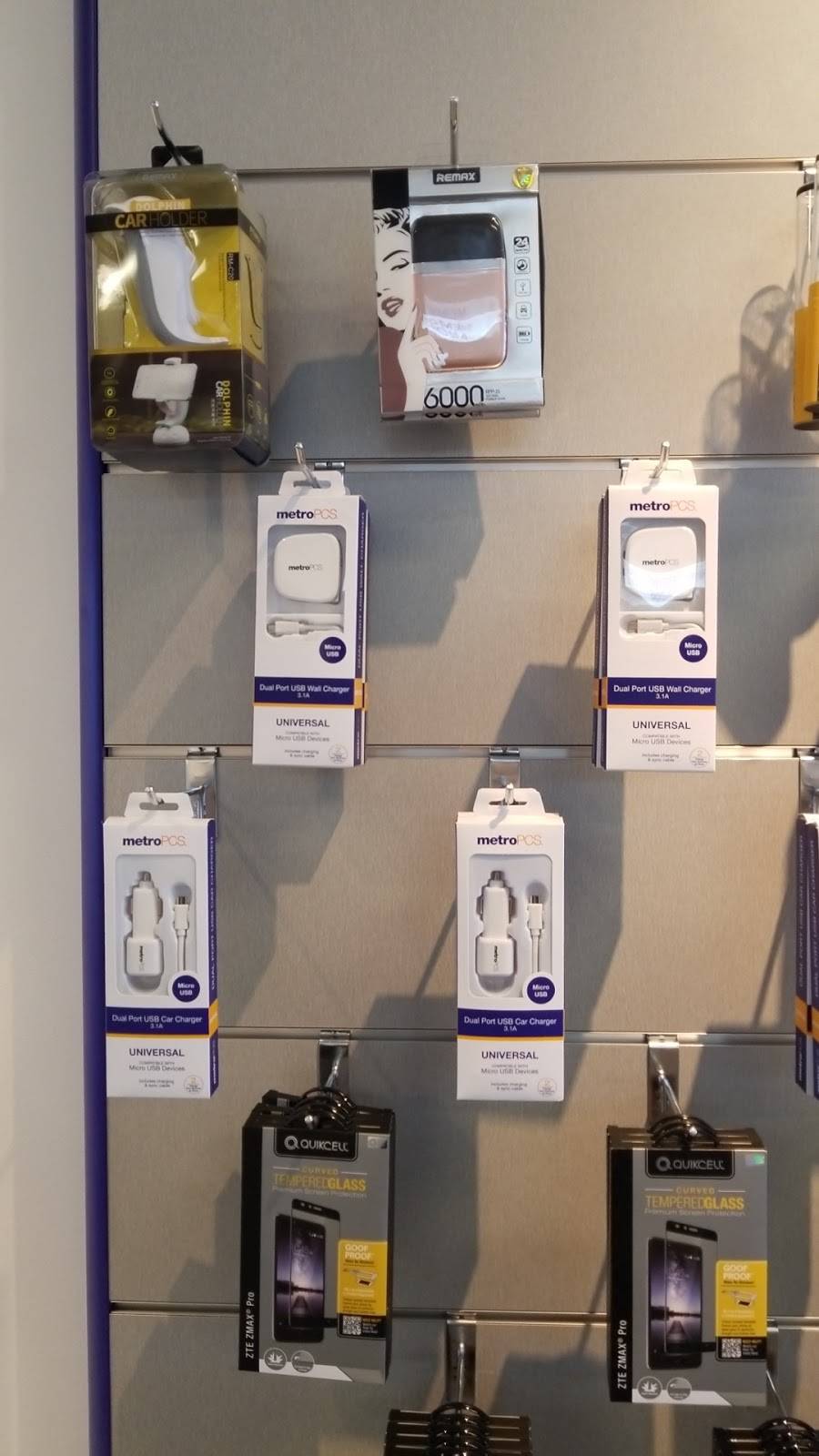 Metro by T-Mobile | 6125 Montgomery Blvd NE Ste 3, Albuquerque, NM 87109, USA | Phone: (505) 881-0964 Metro by T-Mobile | 6125 Montgomery Blvd NE Ste 3, Albuquerque, NM 87109, USA | Phone: (505) 881-0964