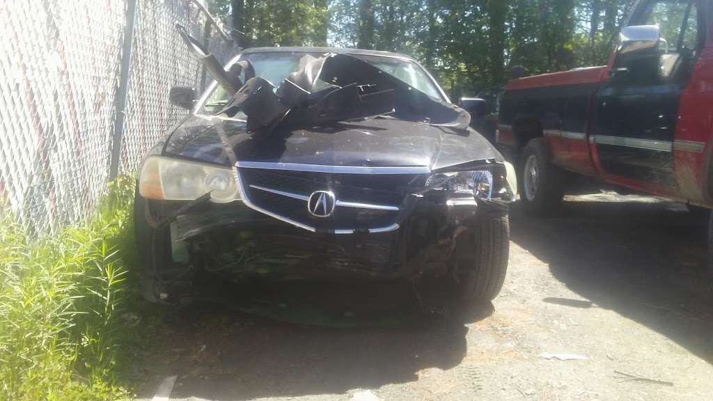 A1 Repairable Wrecks | 9 Kipkam Rd, Atkinson, NH 03811, USA | Phone: (603) 382-0368