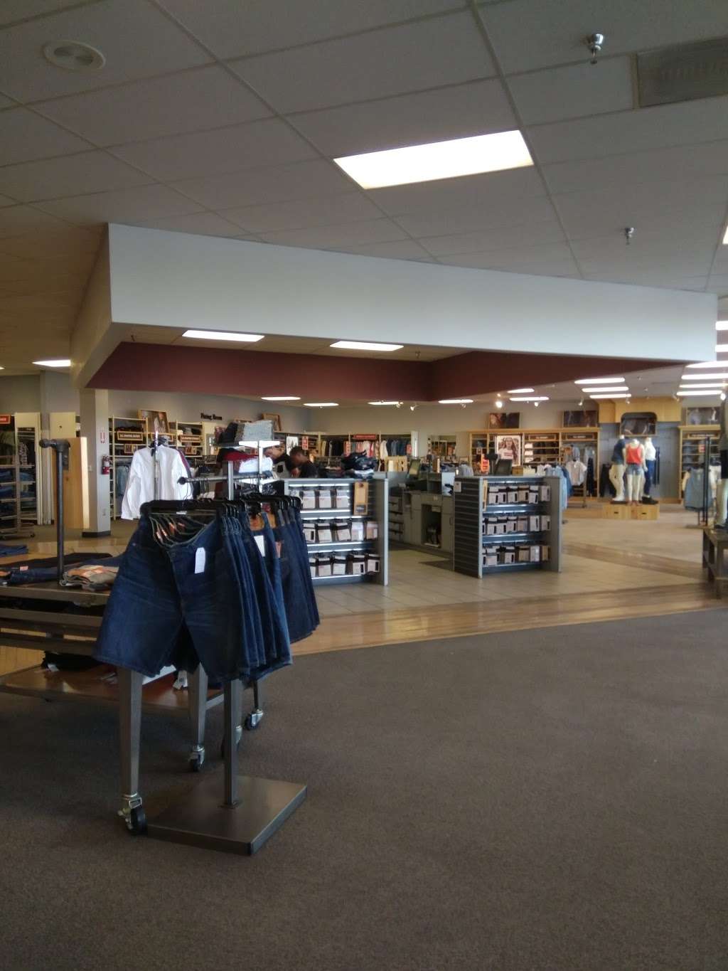 Levi's® Outlet Store at Tanger Outlets Lancaster - 44920 S Valley Central  Way Ste- 101, Lancaster, CA 93534