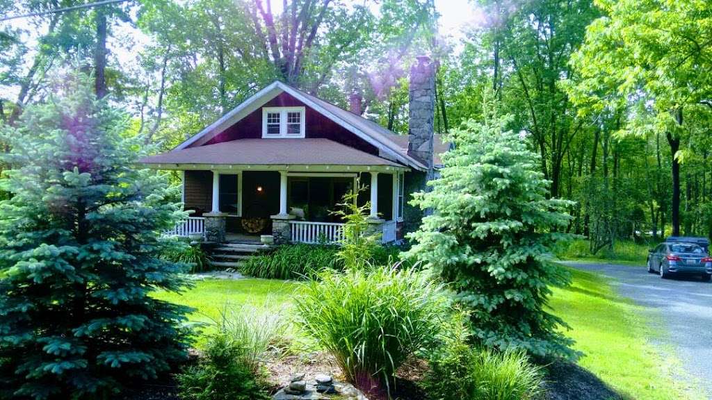 The 1924 Bungalow | 537 PA-507, Paupack, PA 18451, USA