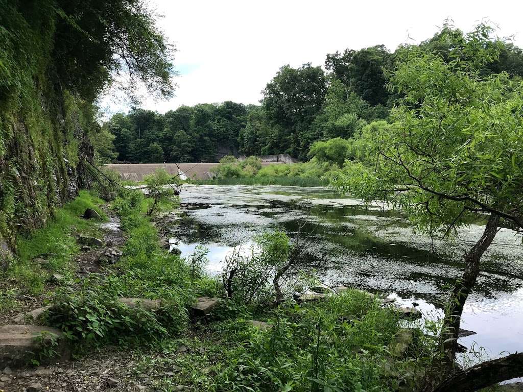 SENTINEL ROCK | Tohickon Creek, Ottsville, PA 18942, USA