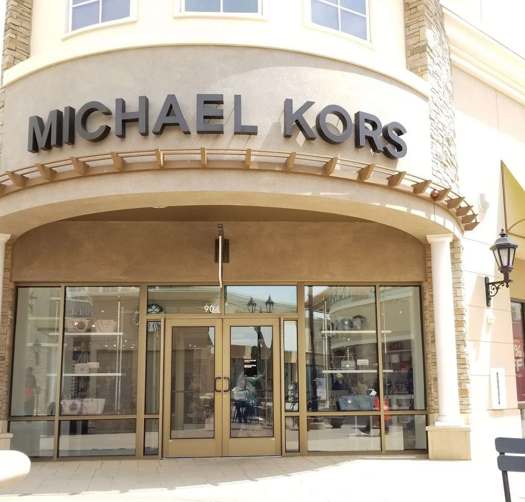 Michael Kors Outlet | 5512 New Fashion Way #904, Charlotte, NC 28278, USA | Phone: (704) 998-6126