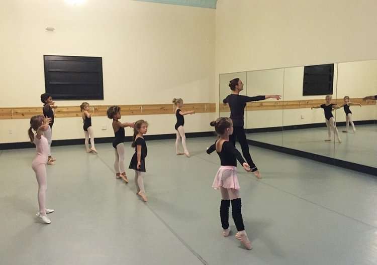 Cooper River Ballet LLC | 7192 N Park Dr, Pennsauken Township, NJ 08109 | Phone: (215) 696-9948