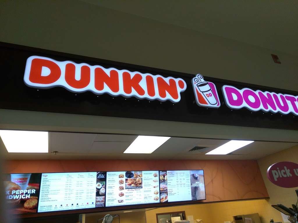 Dunkin | 110 Independence Mall Way #F, Kingston, MA 02364, USA | Phone: (781) 422-2268