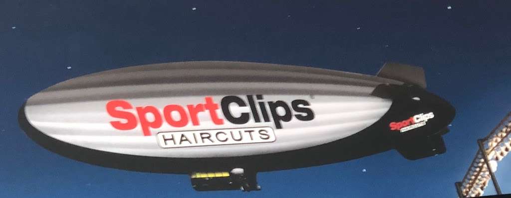 Sport Clips Haircuts of Greatwood/River Park | 19770 Southwest Fwy, Sugar Land, TX 77479 | Phone: (281) 238-8877