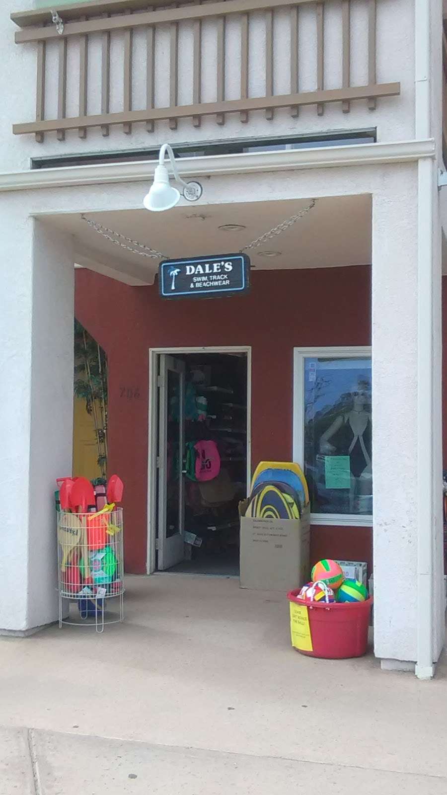 DALES Swim Shop | 700 Seacoast Dr #107, Imperial Beach, CA 91932, USA | Phone: (619) 946-4600