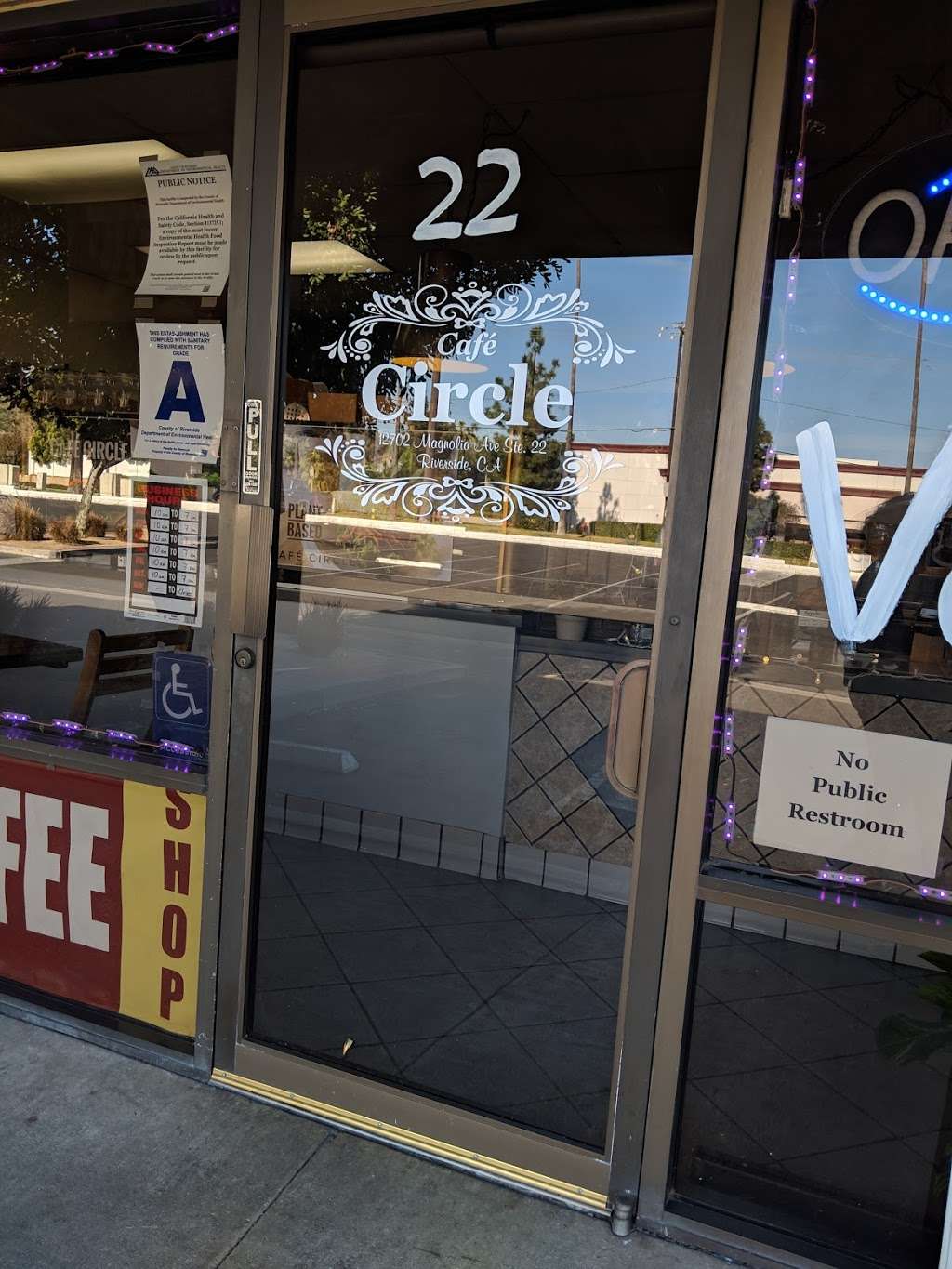 Café Circle | 12702 Magnolia Ave Ste.22, Riverside, CA 92503, USA | Phone: (951) 425-8478