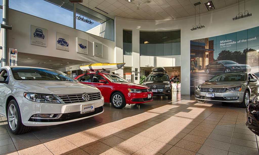 Jennings Volkswagen | 201 Waukegan Rd, Glenview, IL 60025, USA | Phone: (847) 453-3091