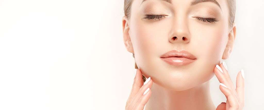 Skincare by Dela | 710 Camino Del Mar, Del Mar, CA 92014, USA | Phone: (858) 345-6760