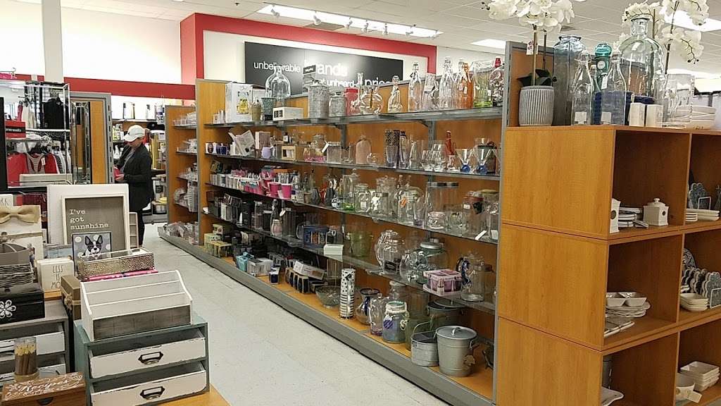 T.J. Maxx | 2951 El Camino Real, Tustin, CA 92782, USA | Phone: (714) 730-1013