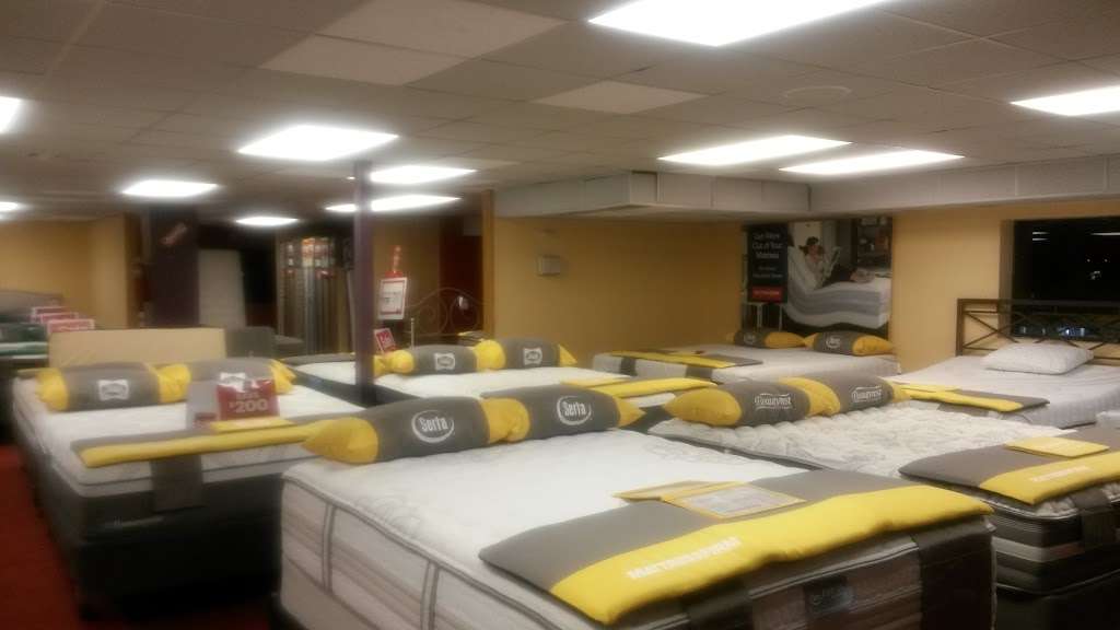 Mattress Firm Dix Hills | 1894 E Jericho Turnpike, Huntington, NY 11743, USA | Phone: (631) 462-0832