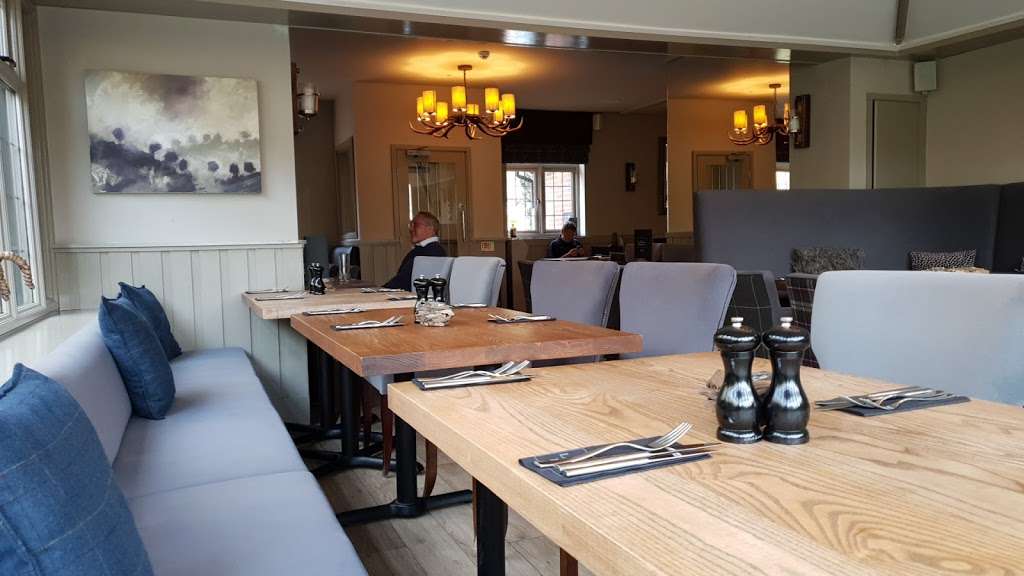 The Leather Bottle Blackmore | The Green, Blackmore, Ingatestone CM4 0RL, UK | Phone: (012) 778-21891