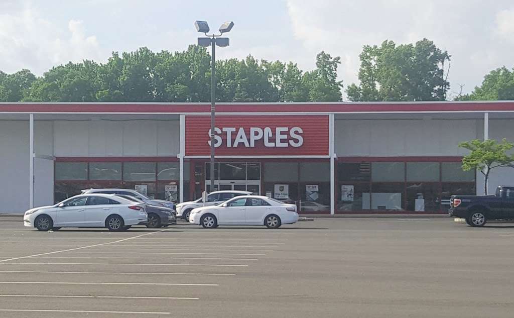 Staples | 2495 Brunswick Pike, Lawrence Township, NJ 08648, USA | Phone: (609) 671-1800