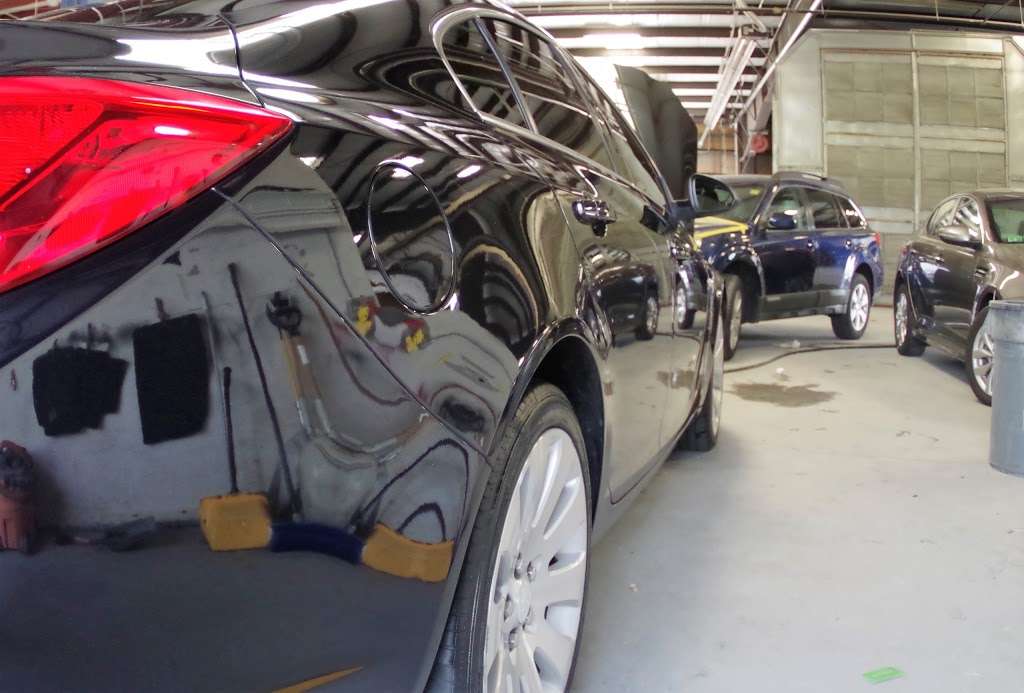 East Bay AutoBody | 5 Eastern Ave, East Providence, RI 02914, USA | Phone: (401) 572-3330