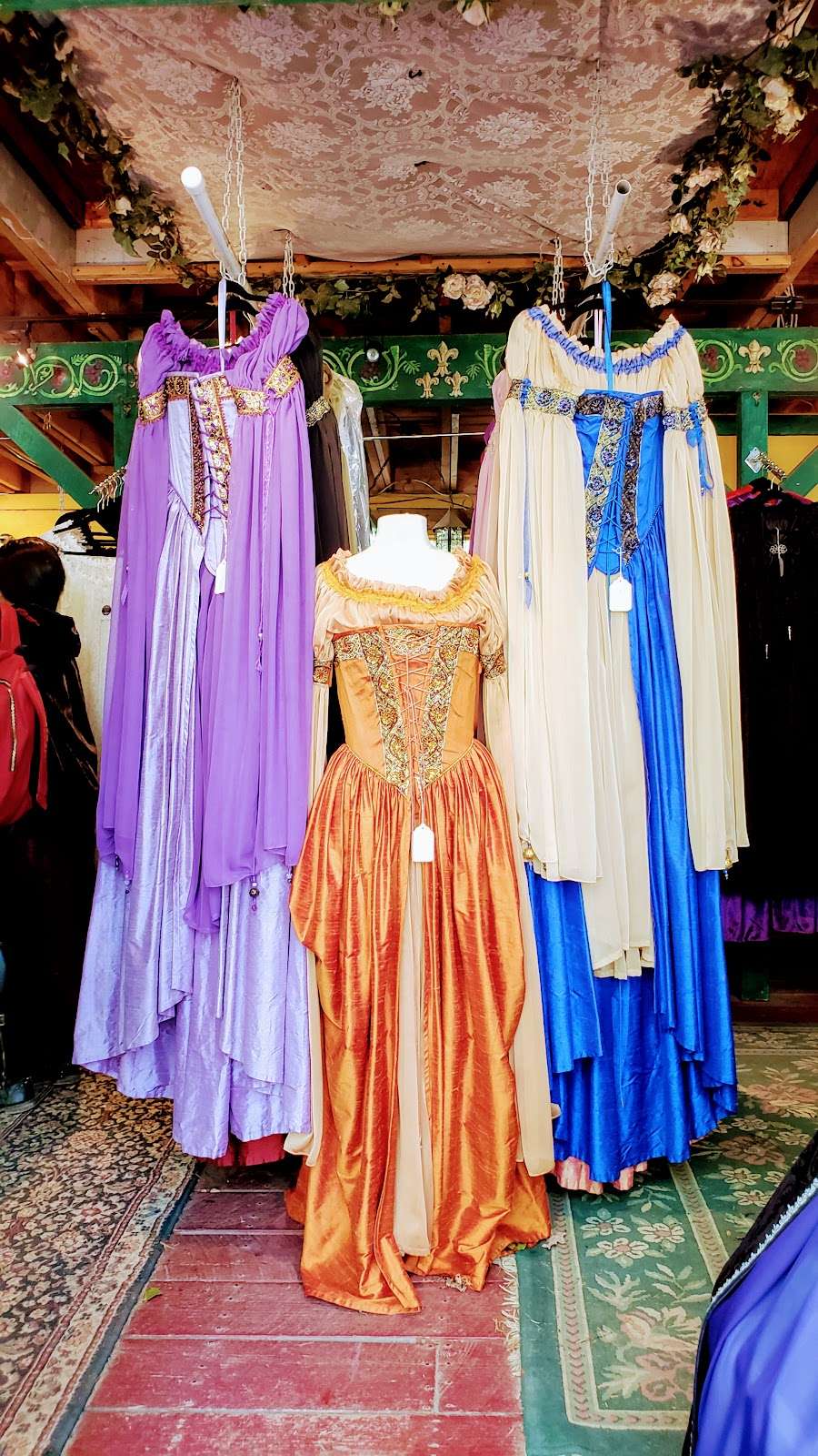 Maryland Renaissance Festival (MDRF) | 1821 Crownsville Rd, Annapolis, MD 21401, USA | Phone: (410) 266-7304