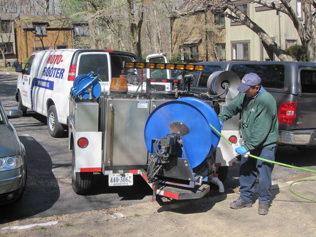 Roto-Rooter Plumbing & Water Cleanup | 5325 Port Royal Rd, Springfield, VA 22151, USA | Phone: (703) 393-9516