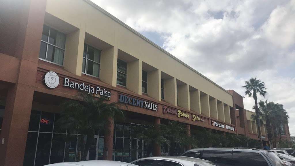 Deerfield Shopping Center | 12100 S John Young Pkwy, Orlando, FL 32837, USA