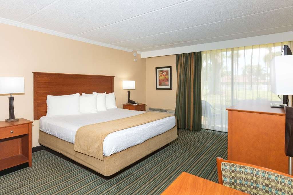 Best Western International Speedway Hotel | 2620 W International Speedway Blvd, Daytona Beach, FL 32114, USA | Phone: (386) 258-6333