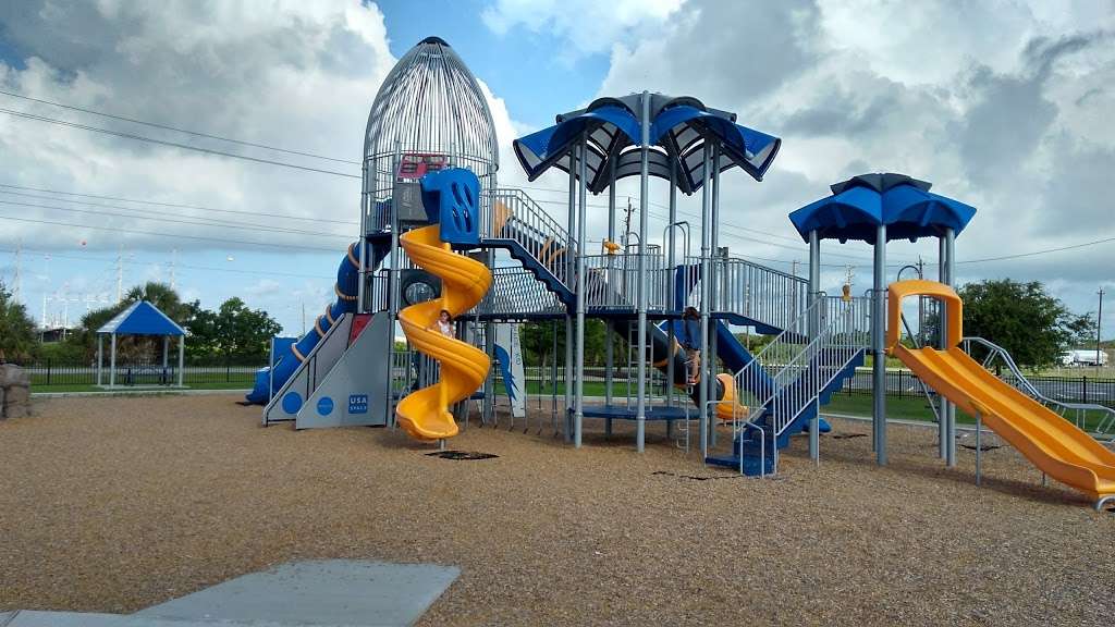 Schreiber Park | 3134 83rd St, Galveston, TX 77554, USA | Phone: (409) 797-3700