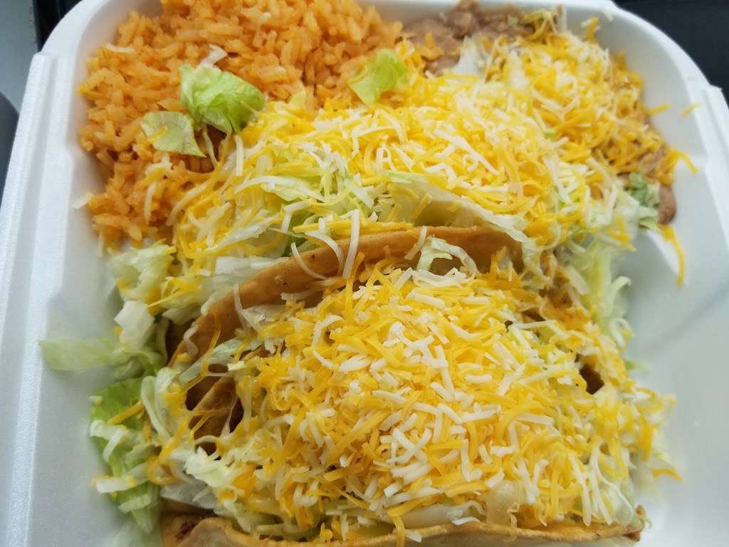 Rolandos Taco Shop | 6915 Paradise Valley Rd, San Diego, CA 92139, USA | Phone: (619) 479-3624