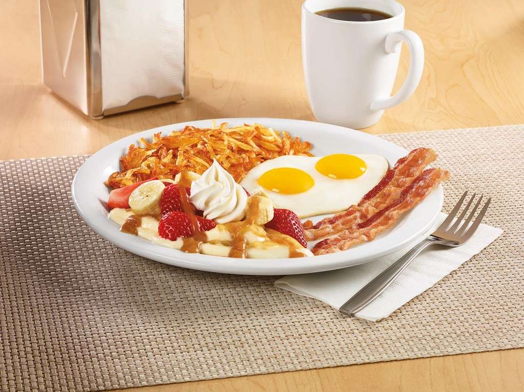 Dennys | 1530 Rest Church Rd, Clear Brook, VA 22624, USA | Phone: (540) 662-2571