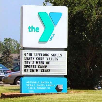 Smith Family YMCA | 1350 S Briggs St, Joliet, IL 60433 | Phone: (815) 726-3939