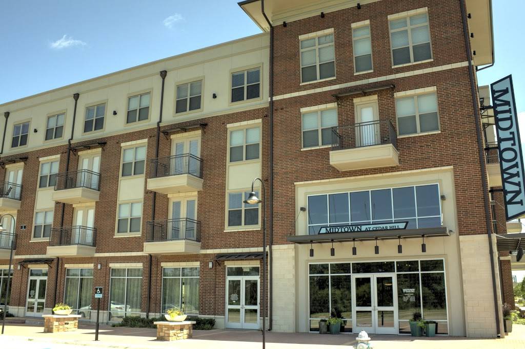 Midtown Cedar Hill Apartments | 365 Uptown Blvd, Cedar Hill, TX 75104, USA | Phone: (972) 299-2200