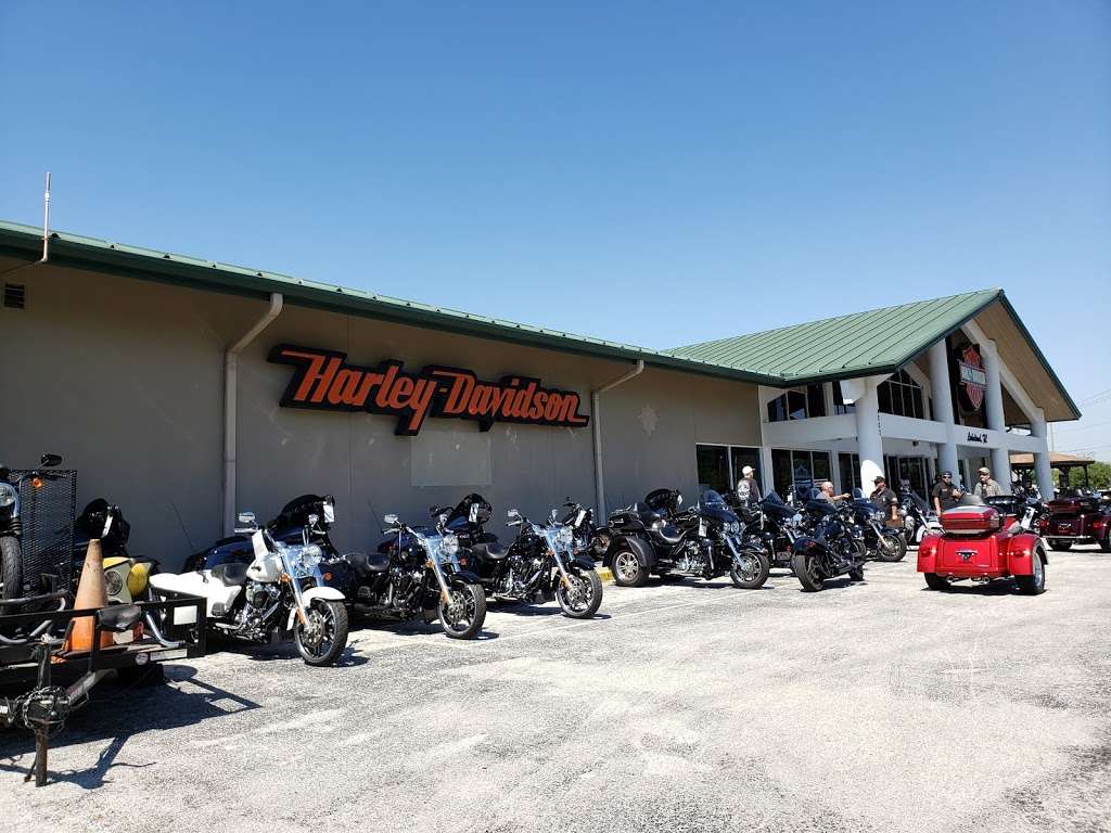 Lakeland Harley-Davidson | 4202 Lakeland Hills Blvd, Lakeland, FL 33805, USA | Phone: (863) 802-1971