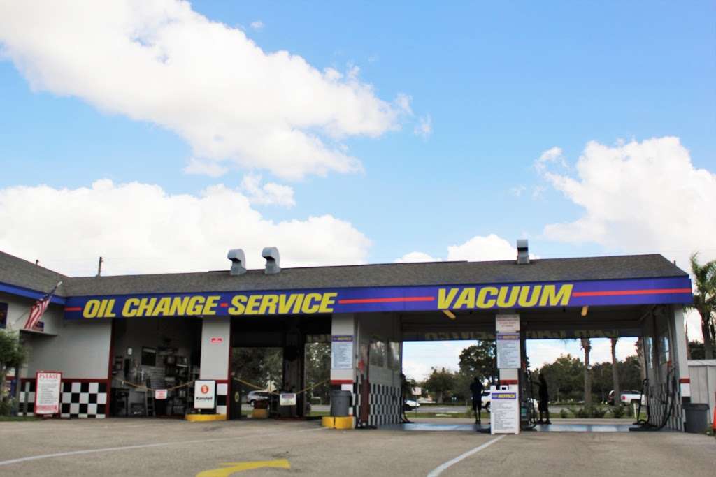 Buff-It Carwash and Lube Center | 12600 S John Young Pkwy, Orlando, FL 32837 | Phone: (407) 251-8220