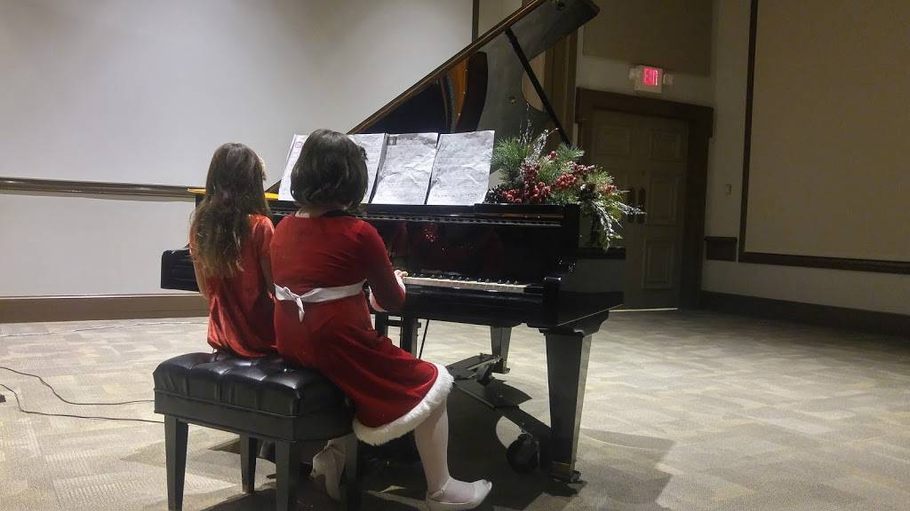 Piano Lessons | 3120 Sudbury Rd, Charlotte, NC 28205, USA | Phone: (704) 455-6633