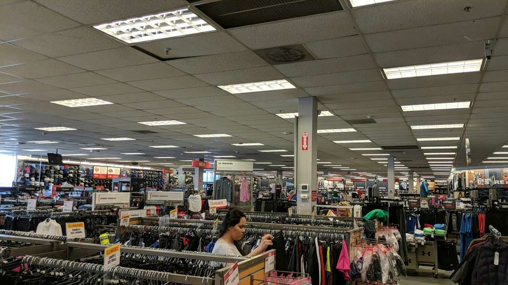 Modells Sporting Goods | 222 Sunrise Hwy, Freeport, NY 11520, USA | Phone: (516) 379-1400 Modells Sporting Goods | 222 Sunrise Hwy, Freeport, NY 11520, USA | Phone: (516) 379-1400