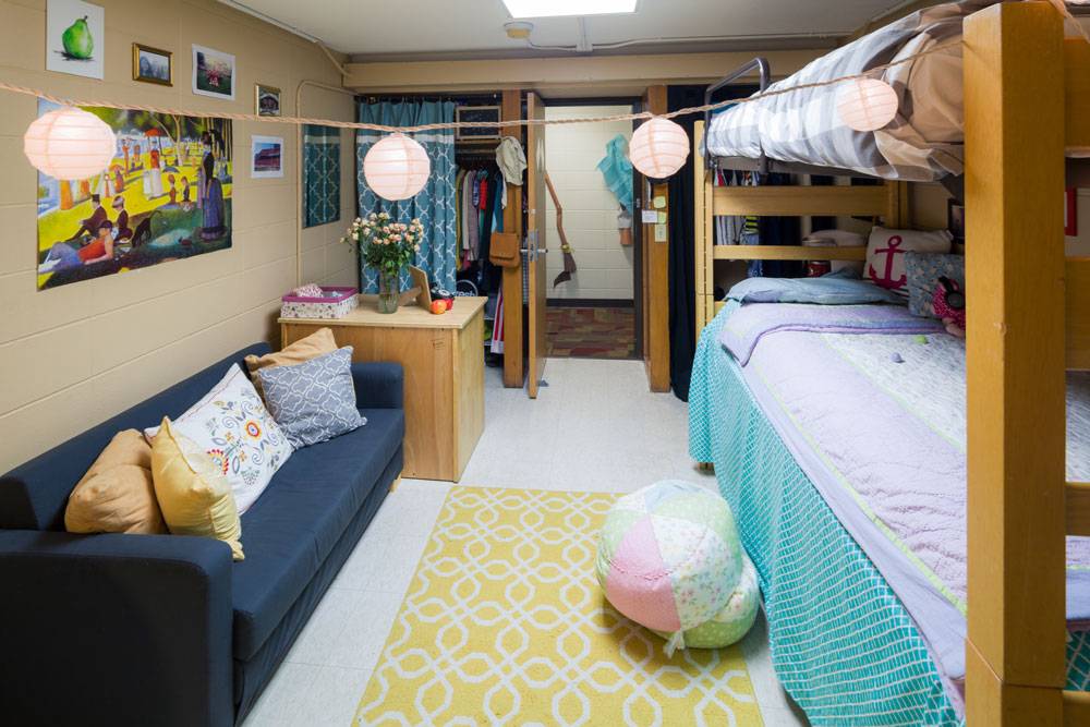 Bradley Residence Hall | 650 Elm Dr, Madison, WI 53706, USA | Phone: (608) 890-4895