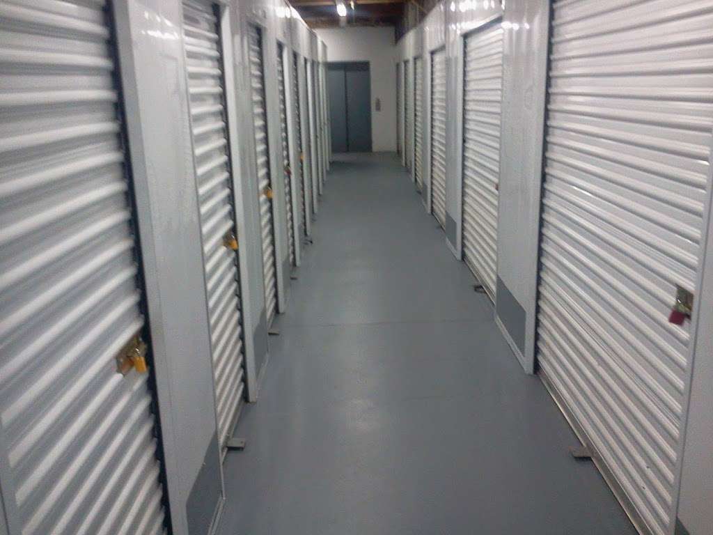 222 CENTRAL STORAGE | 222 Central St, Saugus, MA 01906, USA | Phone: (781) 231-5990