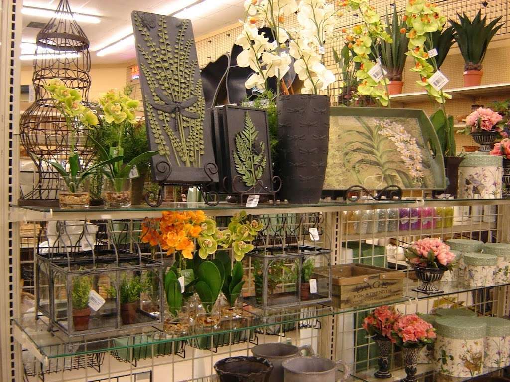 Alsip Home & Nursery | 10255 Wicker Ave, St John, IN 46373 | Phone: (219) 365-0882