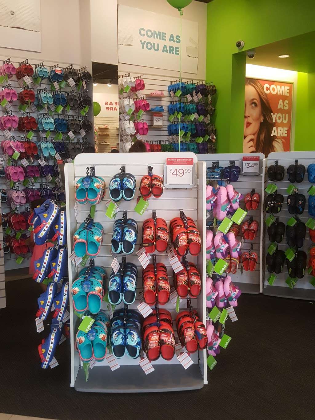 Crocs | 1455 NW 107th Ave, Miami, FL 33172 | Phone: (305) 470-1153