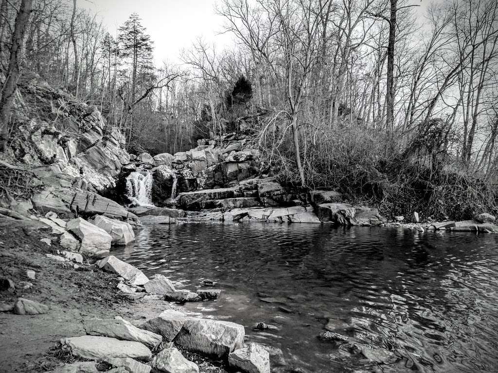 Scotts Run Falls | McLean, VA 22102, USA