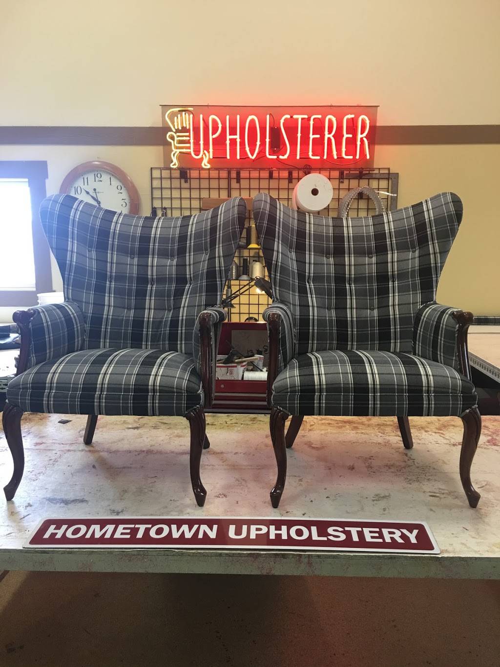 Hometown Upholstery | 645 Post Rd, Madison, WI 53713, USA | Phone: (608) 271-5000