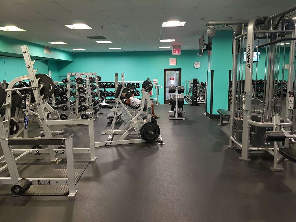 Ft Hamilton Gym | MacArthur Rd, Brooklyn, NY 11209 | Phone: (718) 630-4793