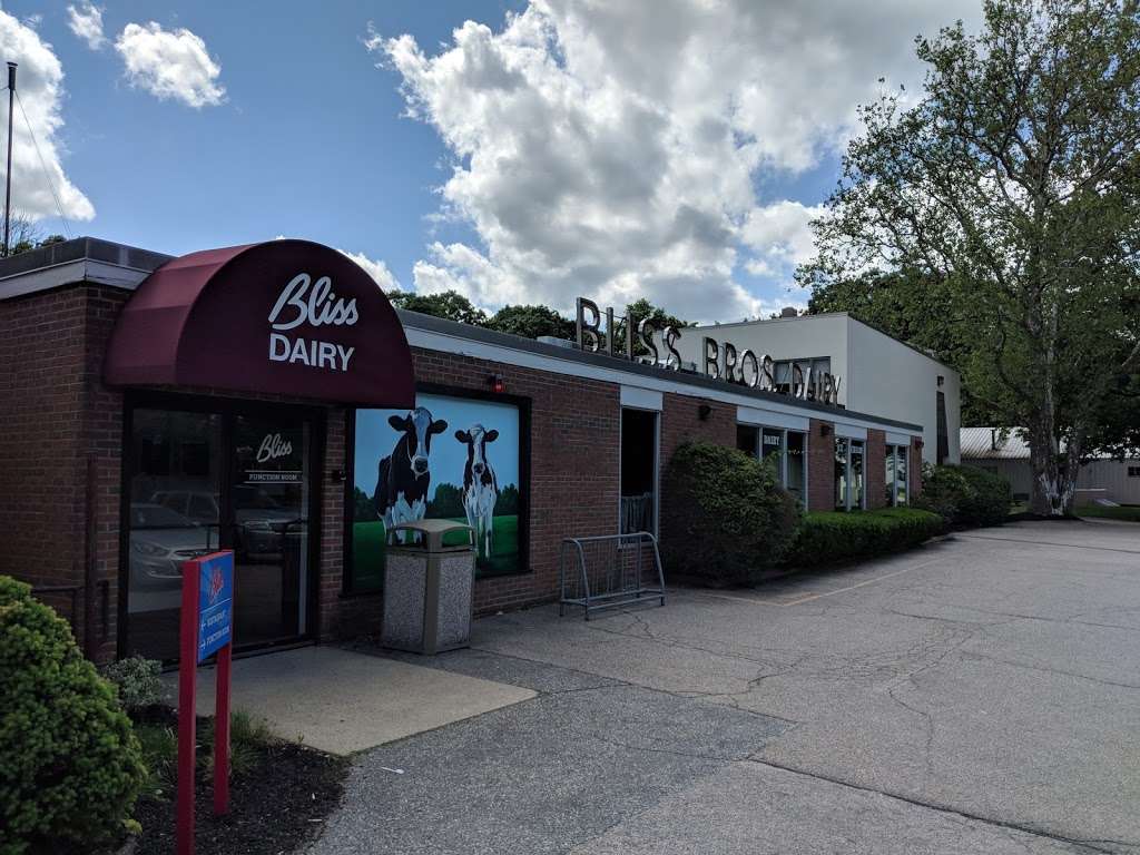 Bliss Dairy | 711 Park St, Attleboro, MA 02703, USA | Phone: (508) 222-2884