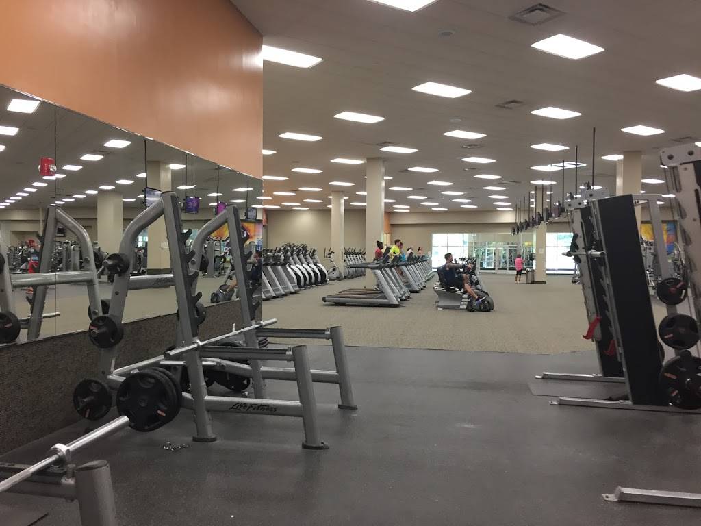 LA Fitness | 121 Main St, Stoneham, MA 02180, USA | Phone: (781) 435-5999