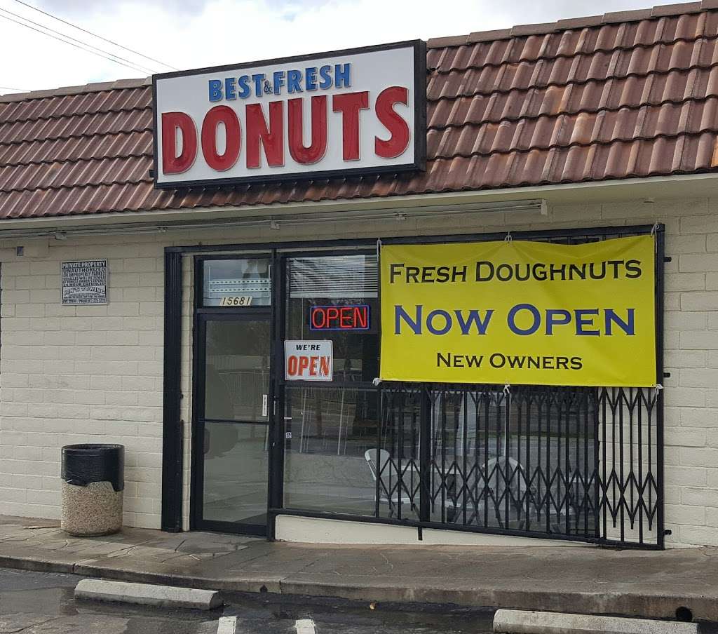 Best & Fresh Donuts | 15681 Roxford St, Sylmar, CA 91342 | Phone: (818) 367-8807