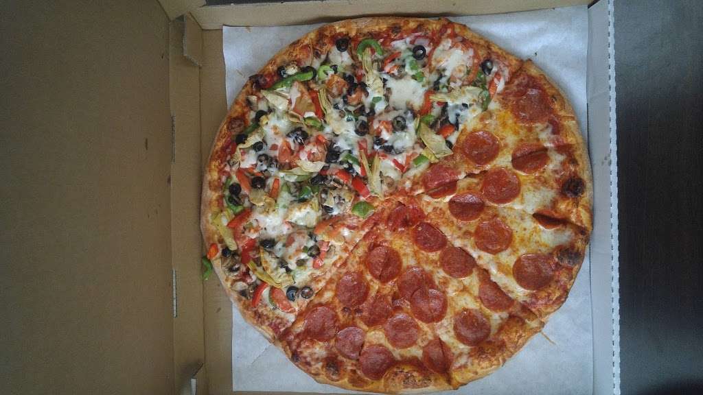 Pazzos Pizza | 10299 Scripps Trail, San Diego, CA 92131, USA | Phone: (858) 271-0271