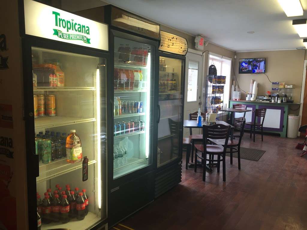 V & S Deli | 11 Riley Rd, New Windsor, NY 12553 | Phone: (845) 787-0468