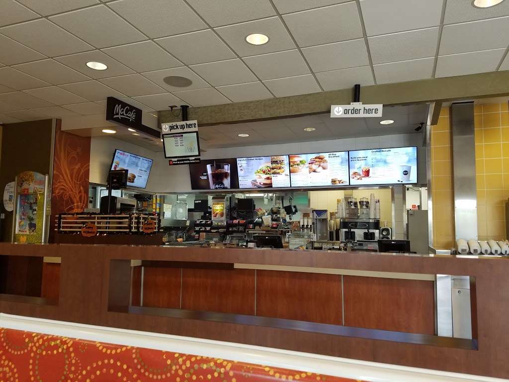 McDonalds | 2001 Genoa Red Bluff Rd, Pasadena, TX 77505, USA | Phone: (281) 487-4572