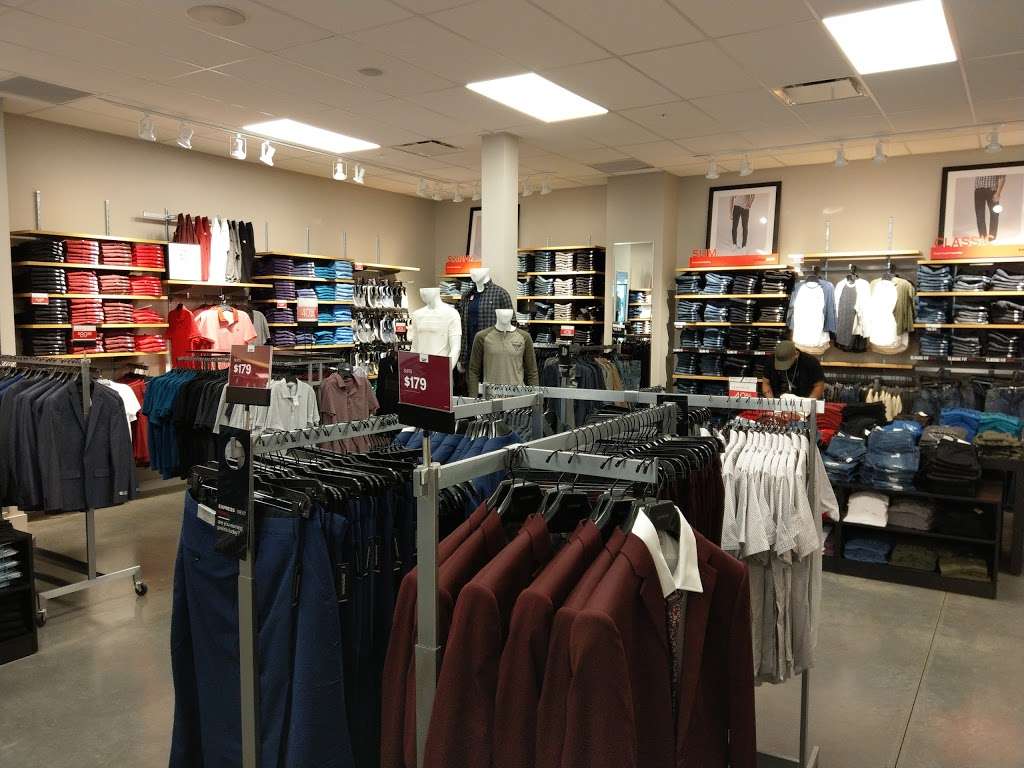 Express Factory Outlet - 311 Stanley K Tanger Blvd 1520, Lancaster, PA ...