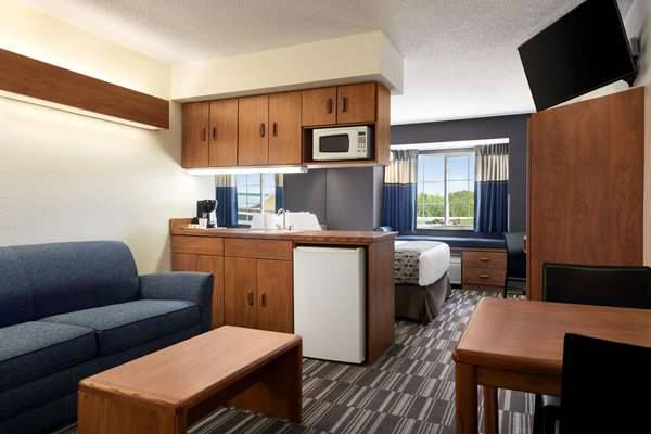 Microtel Inn & Suites by Wyndham Inver Grove Heights/Minne | 5681 Bishop Ave, Inver Grove Heights, MN 55076, USA | Phone: (651) 552-0555