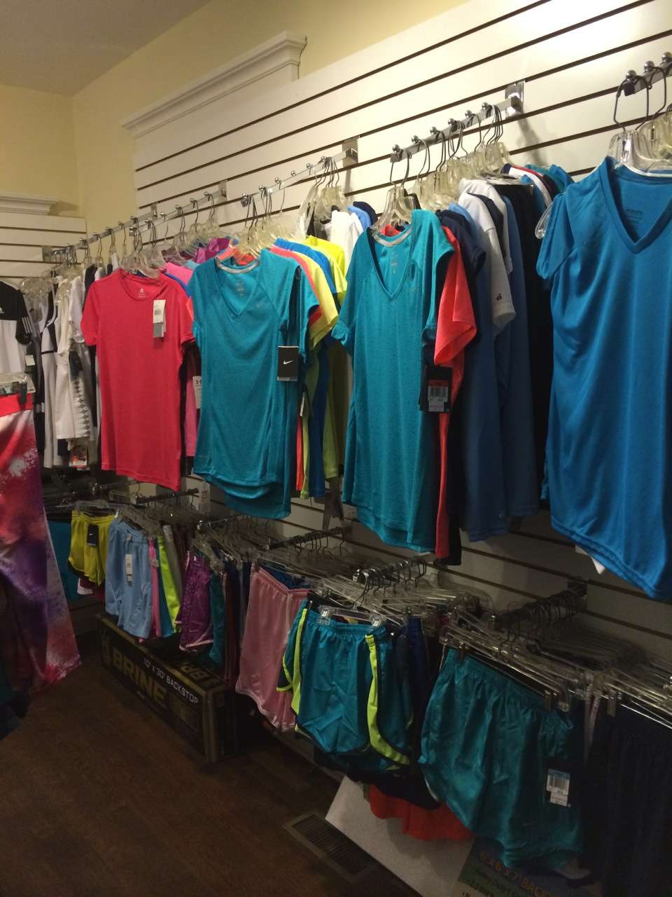 Wilton Sport Shop | 426 Danbury Rd, Wilton, CT 06897 | Phone: (203) 762-8631