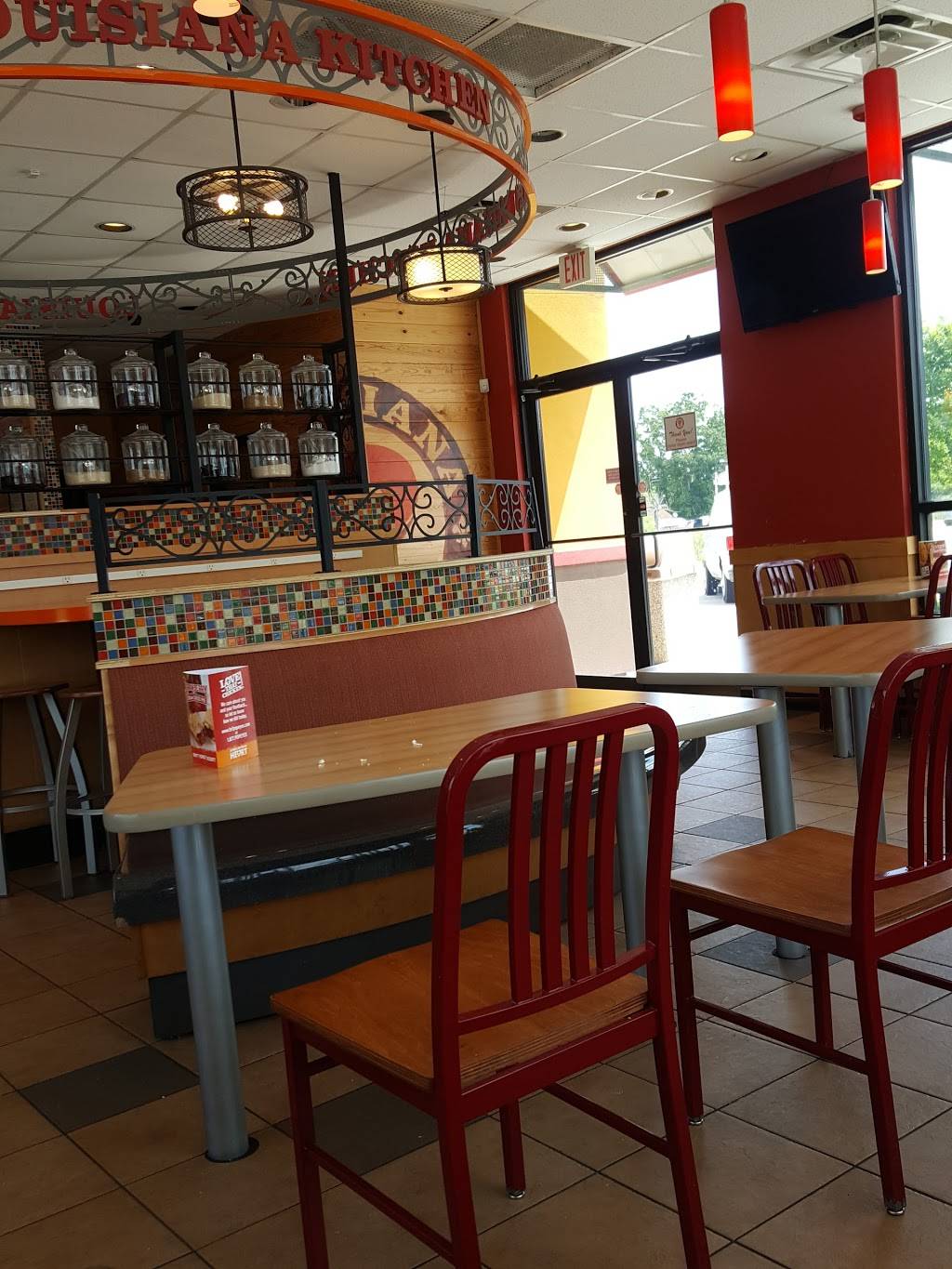 Popeyes Louisiana Kitchen | 14575 Wax Rd, Baton Rouge, LA 70818, USA | Phone: (225) 302-7317