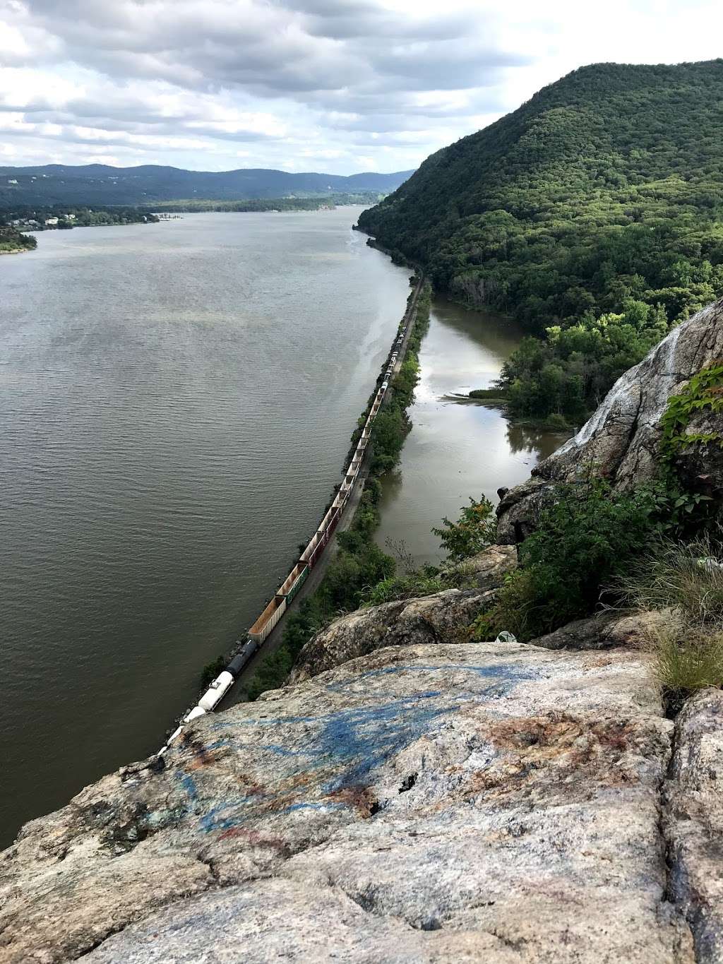 Scenic Overlook | Cornwall-On-Hudson, NY 12520, USA