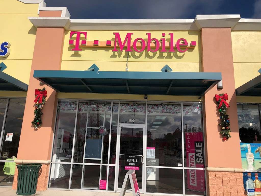 T-Mobile | 7965 FL-50 Ste C100, Groveland, FL 34736, USA | Phone: (352) 557-4930